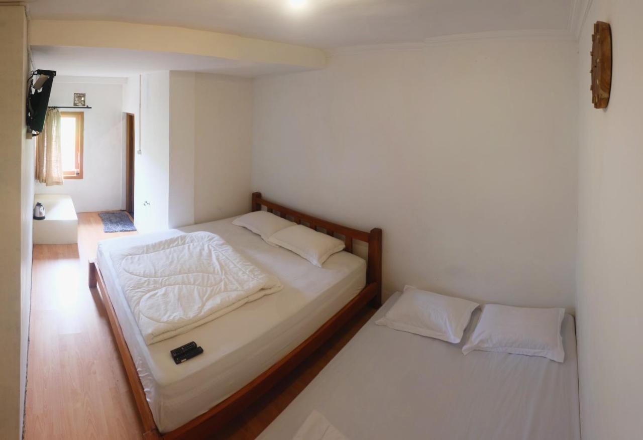 Tani Jiwo Hostel Diyeng Exteriör bild