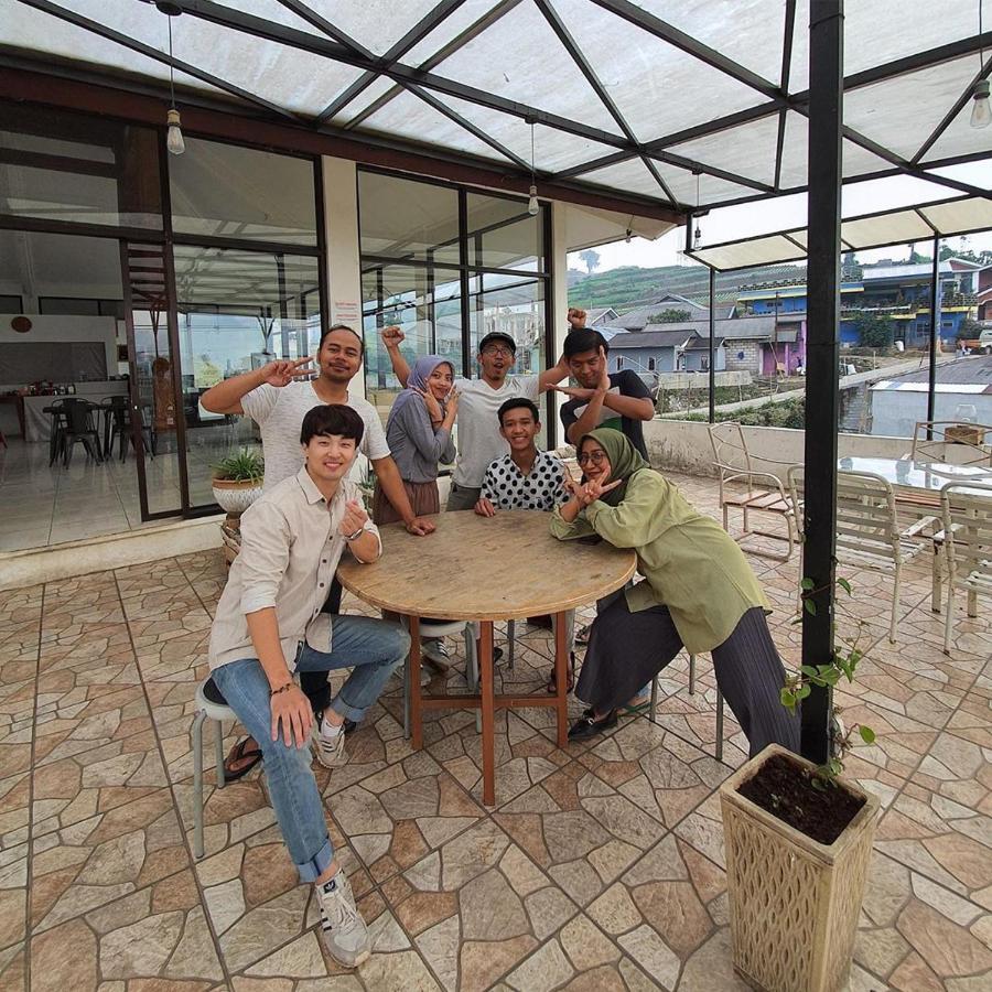 Tani Jiwo Hostel Diyeng Exteriör bild