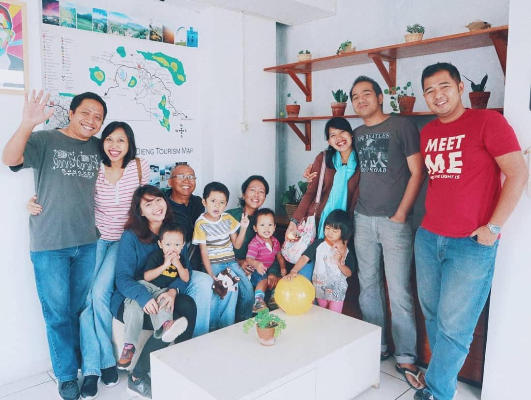 Tani Jiwo Hostel Diyeng Exteriör bild